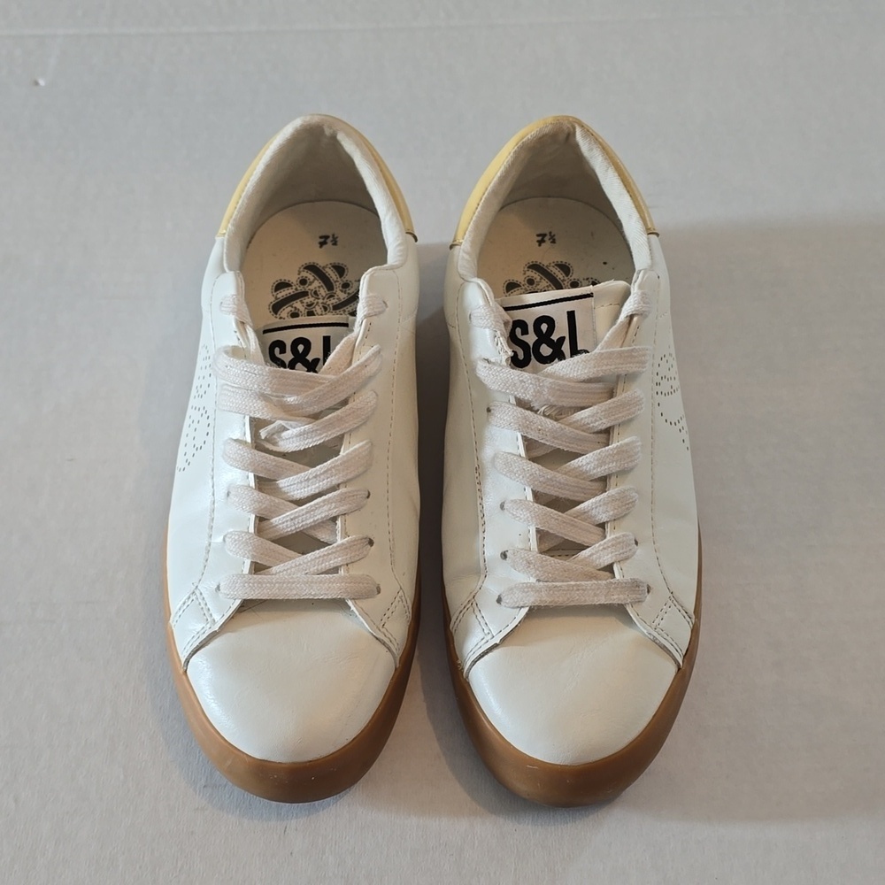 Sam & Libby Women's Casual Addie Sport Sneakers White Size 7.5